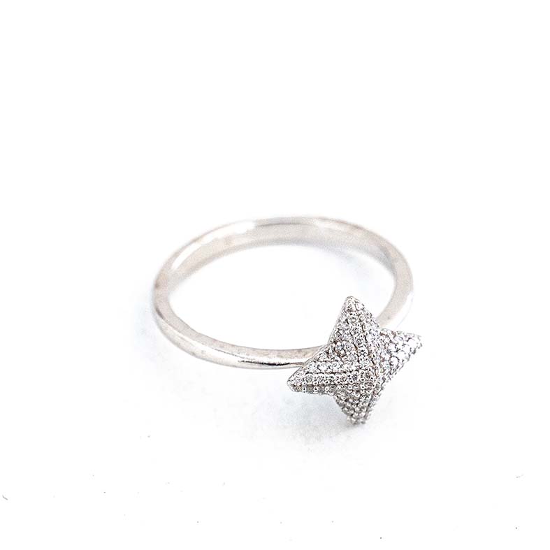 Medium Pavè Pyramid Ring