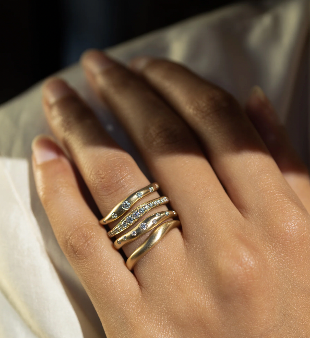 Quinta 5-Diamond Stacking Ring