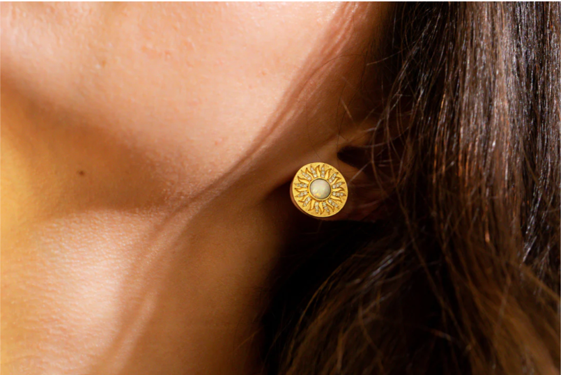 Mismatched Button Studs