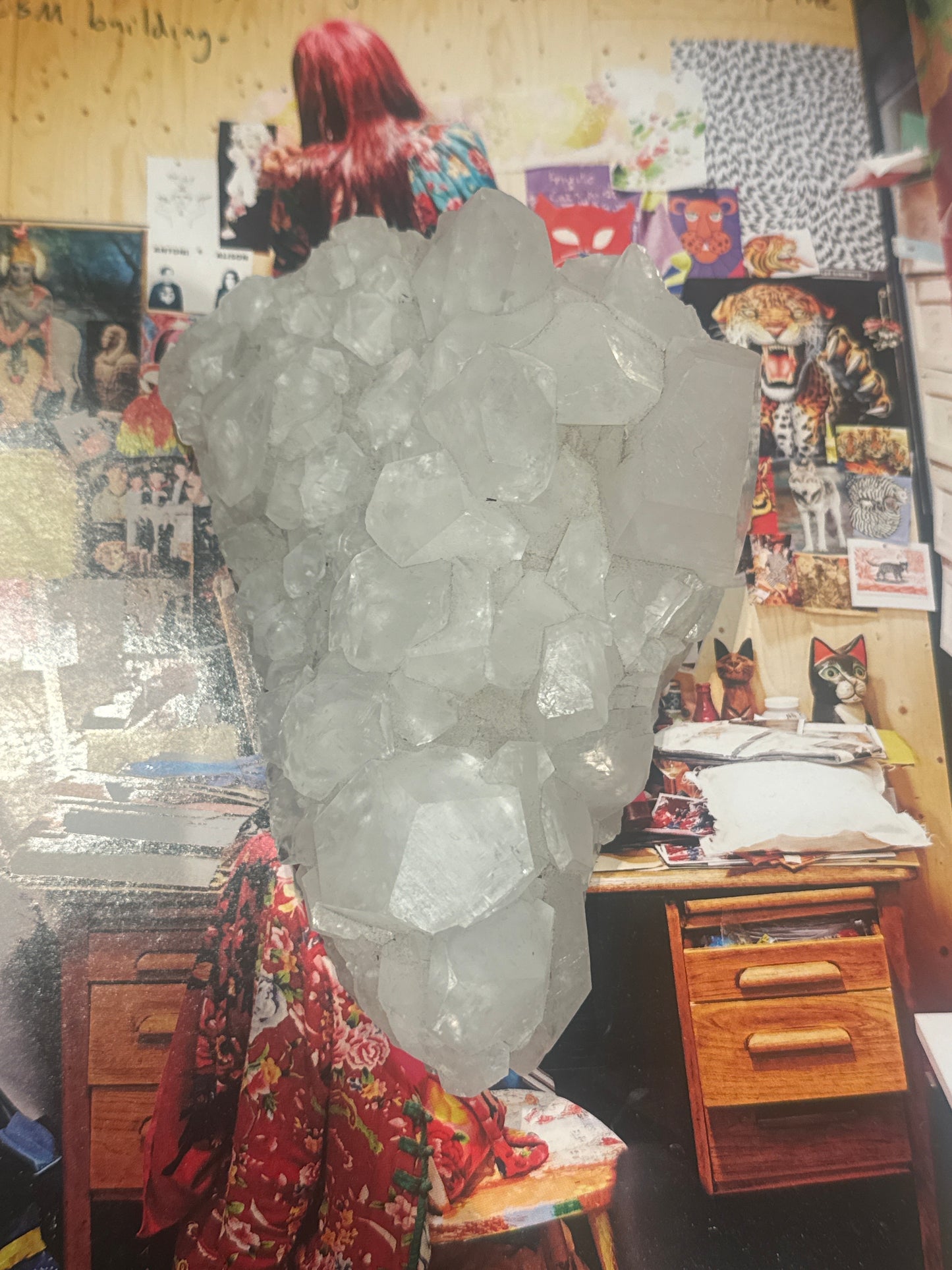 Medium hexagon white quartz